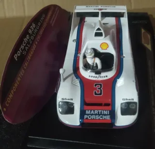 Porsche 936 Martini Racing Slot Car