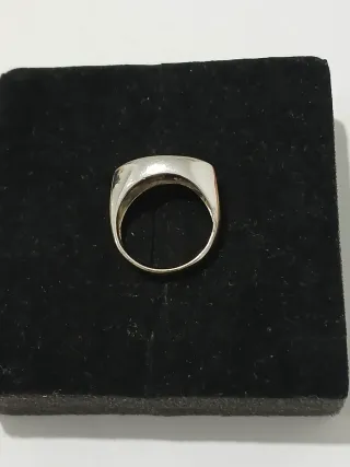 Anel Prata 925 Com um design elegante