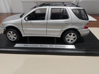 Mercedes Clase M 1:18