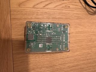 Raspberry Pi 3 Model B con carcasa