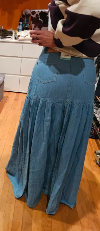 Falda larga vaquera azul