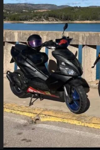 Aprilia RS50 Scooter Diseño Deportivo