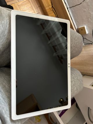 Tablet Samsung plateada