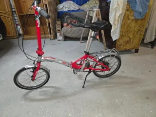 Bicicleta plegable roja