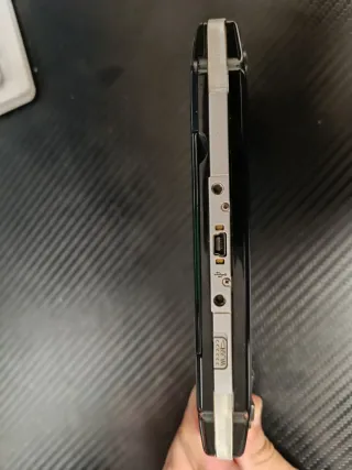 PSP 2000 Negra Sony + cargador