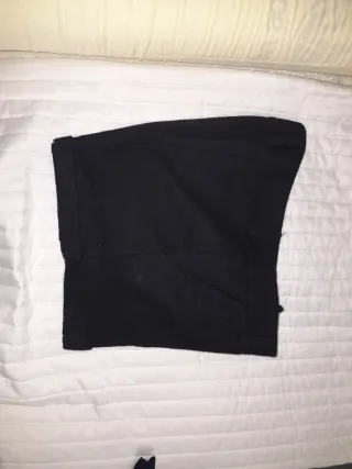 Pantalón corto lana negro Talla S. Sin etiquetas