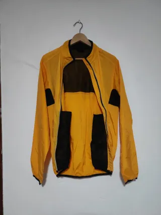 Cortavientos UME Amarillo