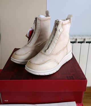 Botines con plataforma beige 38 de 80€