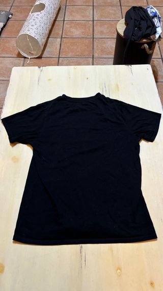 Camiseta Marvel Negra Logo