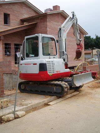Takeuchi TB145