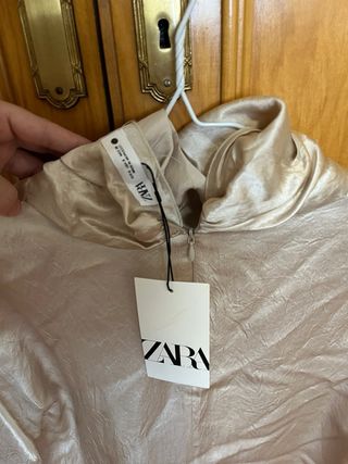 Camisa de fiesta dorada