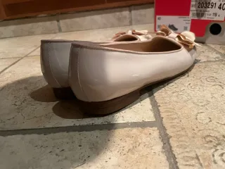 Mocasines Scarosso charol lazo beige/rosa