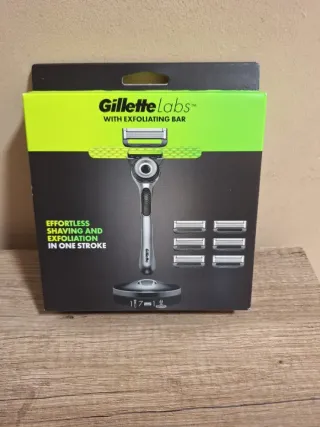 Gillette Labs con Barra Exfoliante