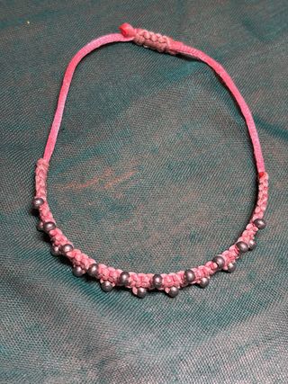 Pulsera multicolor con cuentas brillantes