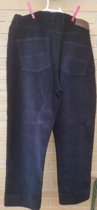 Pantalón de pana negro hombre