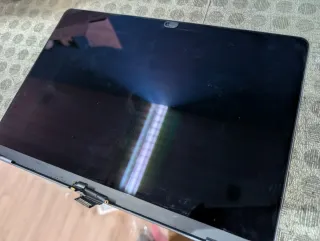 Pantalla Apple A2681 defectuosa