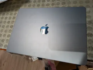 Pantalla Apple A2681 defectuosa