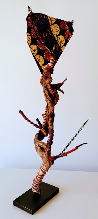 Figura artesanal de madera