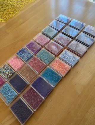 27 scatoline perline vetro