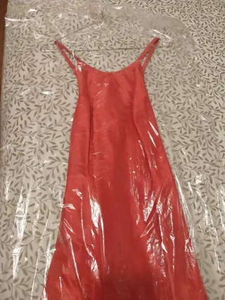 Vestido fucsia largo fiesta, de María José Navarro