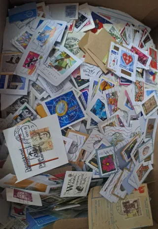 4kg Francobolli Kilowaire Europei Mondiali