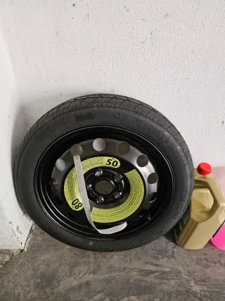 Rueda de repuesto Kumho T125/70R16