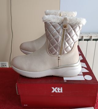 Botines forrados beige talla 39