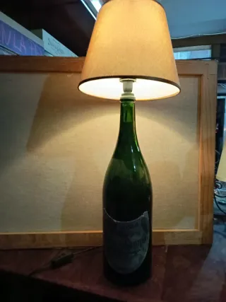 Lámpara Botella Cava Juvé y Camps