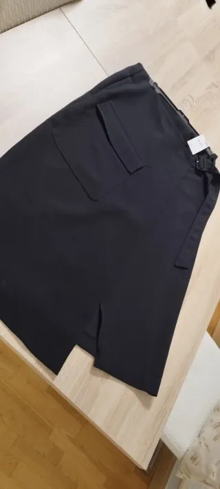 Falda midi negra Mango Talla 38