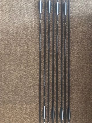 Set di 8 frecce Spine 500 per arco