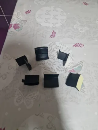 ENGANCHES PARA COLGAR GORRAS NUEVOS