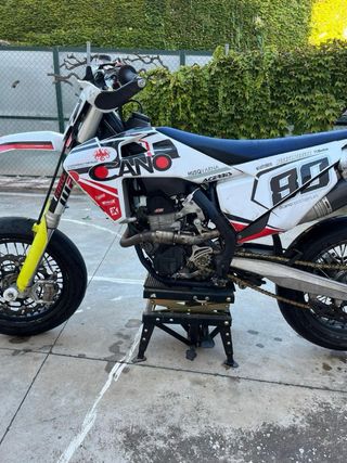 Husqvarna FS 450 Supermotard