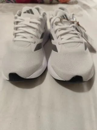 Zapatillas Adidas Blancas y Grises Talla 38 Nuevas