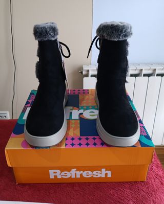 Botines negros forrados talla 39