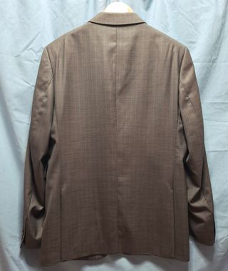 Traje de hombre marrón claro a rayas