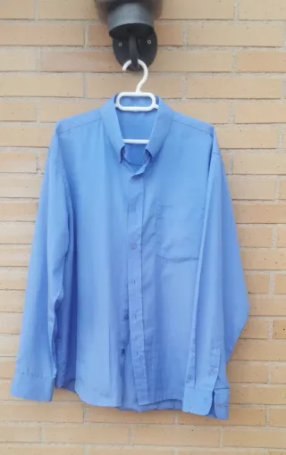 Camisa de vestir azul hombre