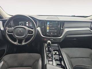 Volvo XC60 Business Plus 2WD