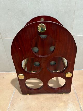 Botellero de madera y metal