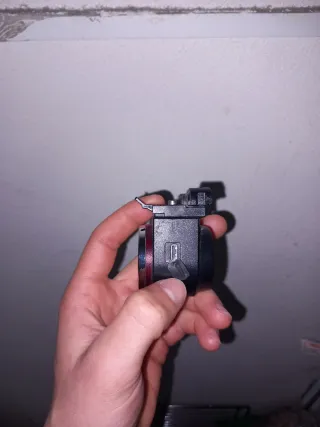 Alarma con luz de freno para bicicleta