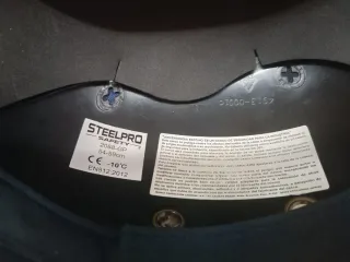 Gorra de seguridad negra