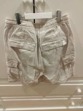 Bermudas beige cargo