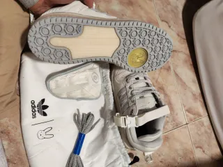 Adidas Bad Bunny Forum Gris/Blanco