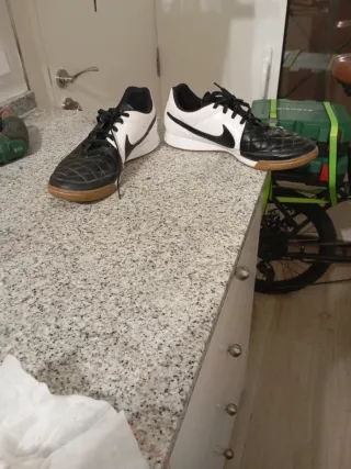 Zapatillas Nike Tiempo Fútbol Sala