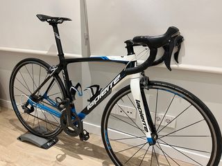 Bicicleta carretera Lapierre Xelius EFI 200