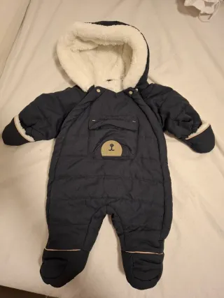 USADO 1 VEZ-Buzo bebé 1-3 meses