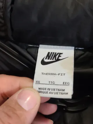 Chaqueta Nike Therma Fit Negra