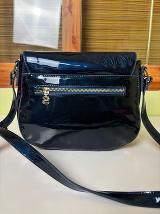 Bolso Desigual Azul Noche Charol Bordado