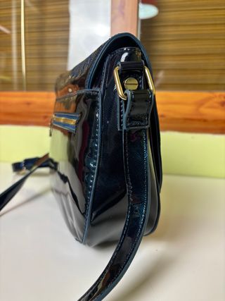 Bolso Desigual Azul Noche Charol Bordado