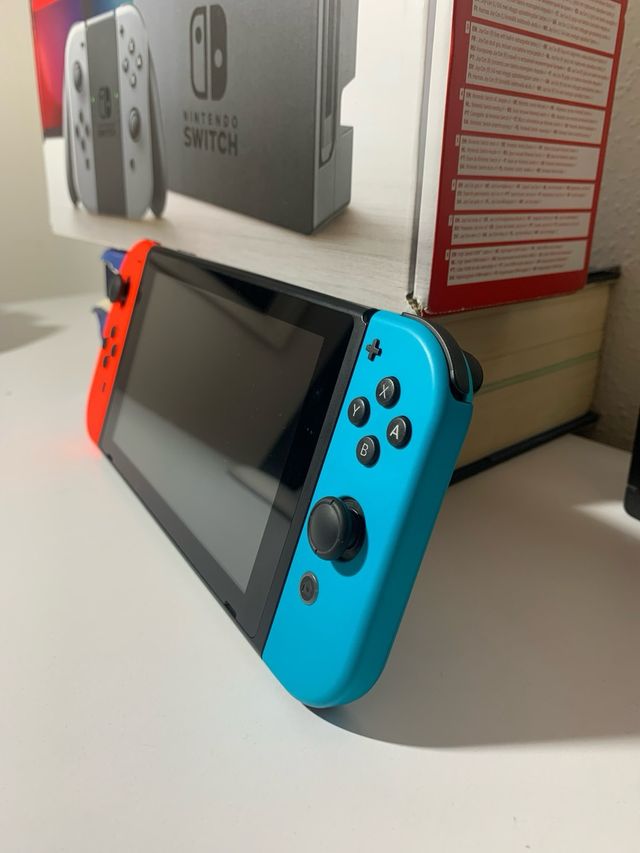 NOVO!! Nintendo Switch Azul e Vermelho