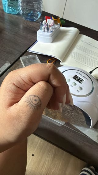 Tatuajes Personalizados por Artista Principiante –